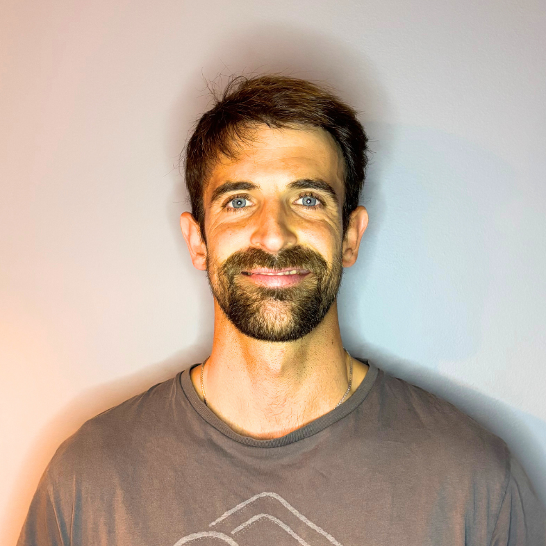 João Rocha  (Portuguese and English) Profile Picture