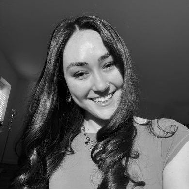 Laura Profile Picture
