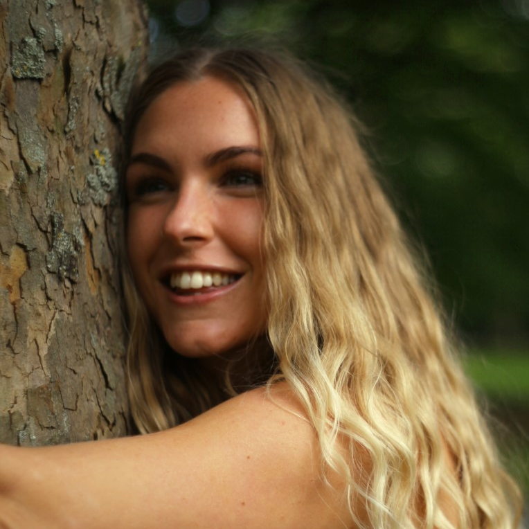 Elissia Roberts Profile Picture