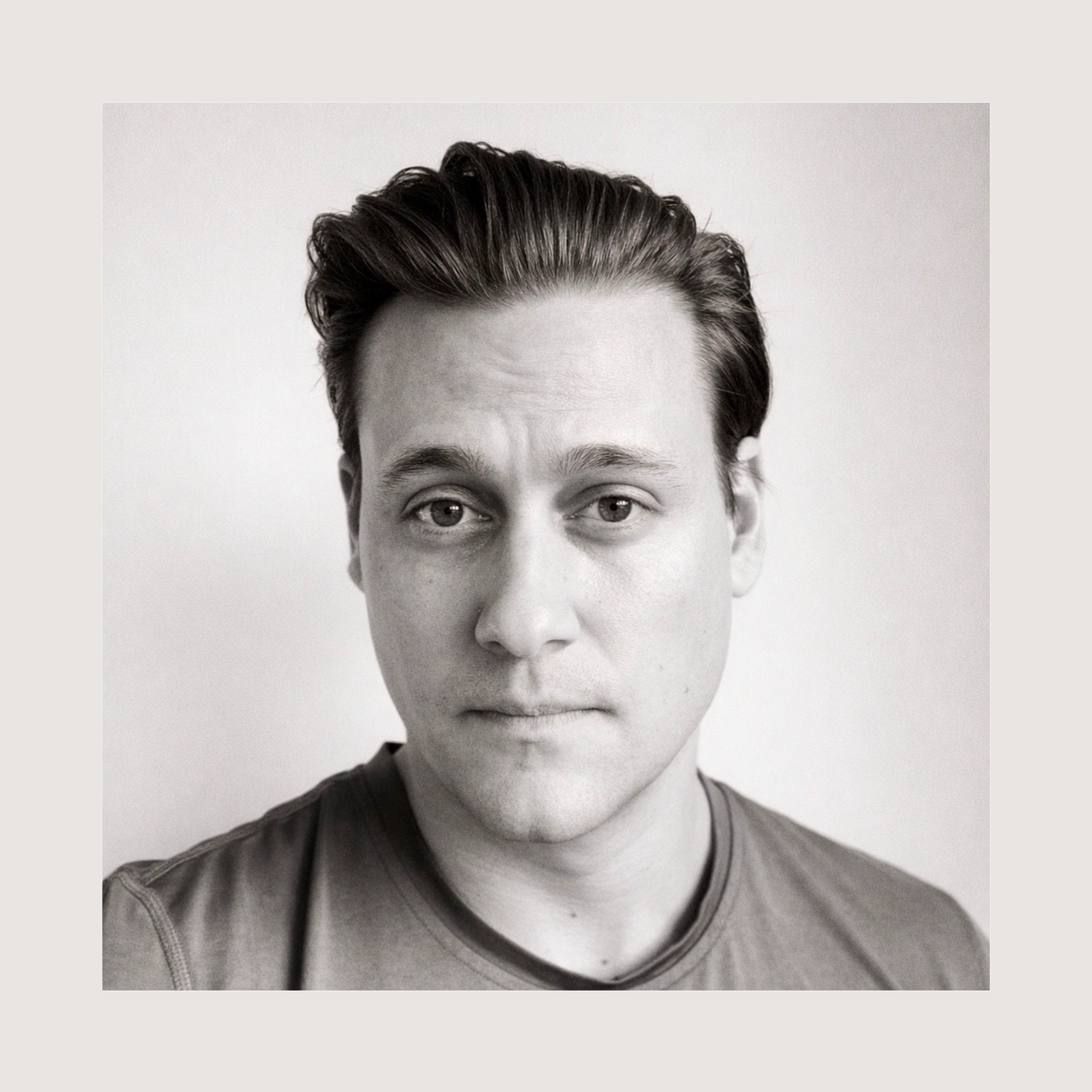 Tom Vernon Profile Picture