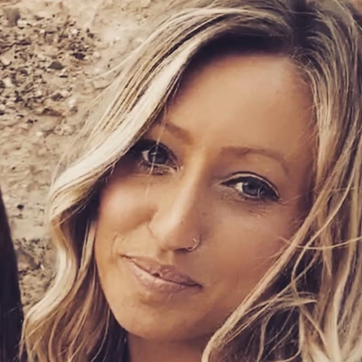 Beth Summer Profile Picture