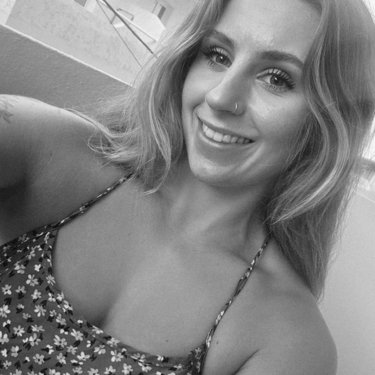 Sharla Profile Picture